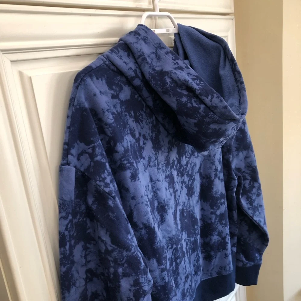 NWT Champion women’s tie dyed logo hoodie - Picture 8 of 13